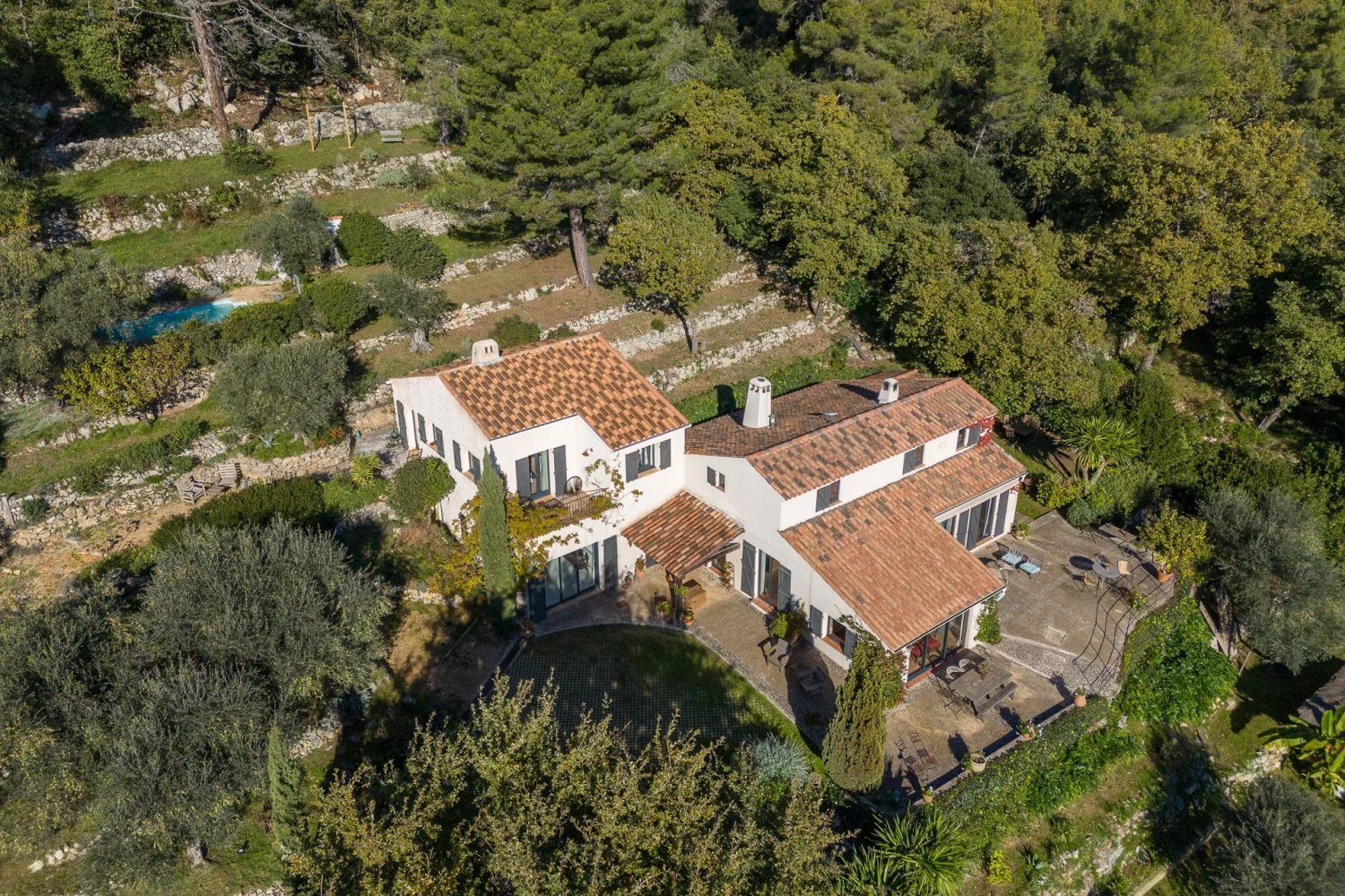 8 bedrooms Villa in Grasse, France No. 1987