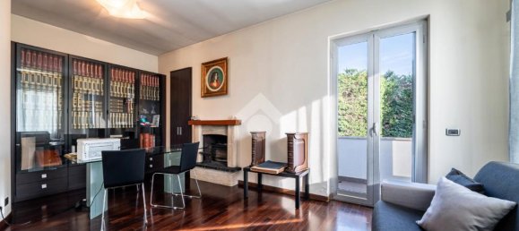 Villa de 4 dormitorios en Sezze, Italy No. 60527 25