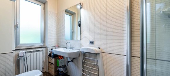 Villa de 4 dormitorios en Sezze, Italy No. 60527 36