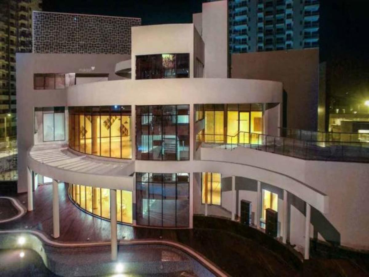 3 Schlafzimmer Haus in Gurgaon, India, Nr. 25835