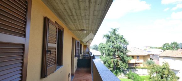 Apartamento de 1 dormitorio en Bovisio Masciago, Italy No. 340387 3