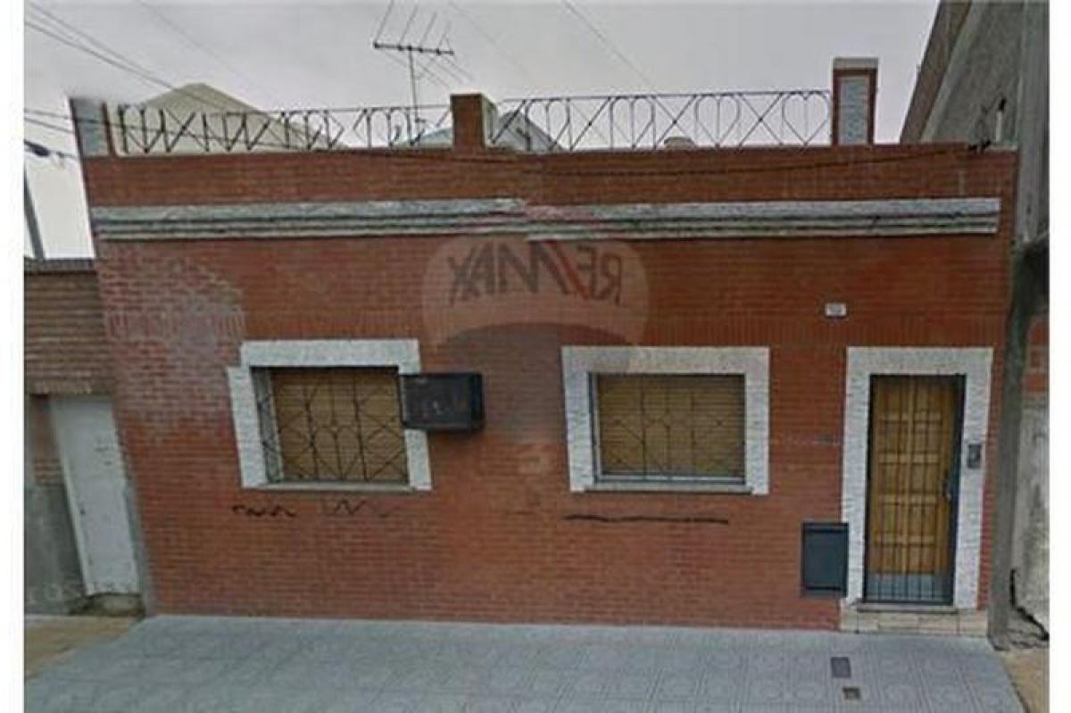 3 bedrooms House in Bermudez, Argentina No. 83873