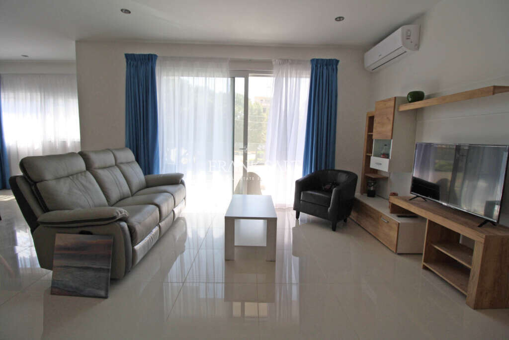 3 bedrooms Apartment in Swieqi, Malta No. 9511