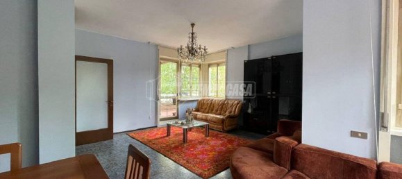 4-salle Appartement à Lipomo, Italy No. 23903 29
