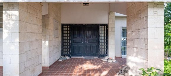 350m² Villa in Nicosia, Cyprus No. 2772 3