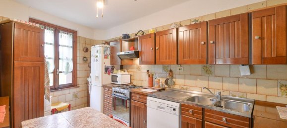 4-salle Appartement à Capiago Intimiano, Italy No. 22474 10