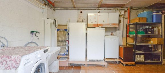 4-salle Appartement à Capiago Intimiano, Italy No. 22474 27