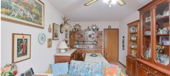 4-salle Appartement à Capiago Intimiano, Italy No. 22474 12