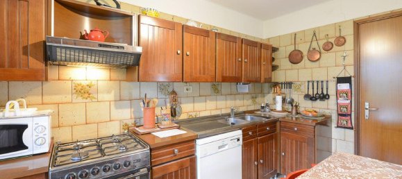 4-salle Appartement à Capiago Intimiano, Italy No. 22474 9