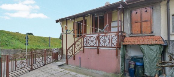 4-salle Appartement à Capiago Intimiano, Italy No. 22474 5