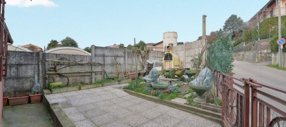 4-salle Appartement à Capiago Intimiano, Italy No. 22474 4