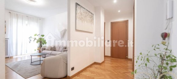 Квартира с 1 спальней в Милан, Италия № 312516 2