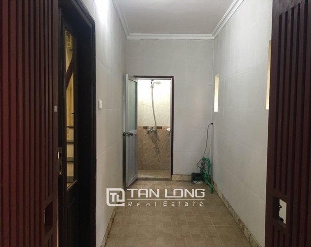 1 bedroom House in Tay Ho, Vietnam No. 2447