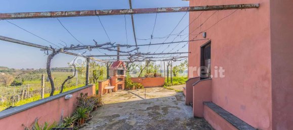 3 Schlafzimmer Haus in Frascati, Italy, Nr. 294678 17