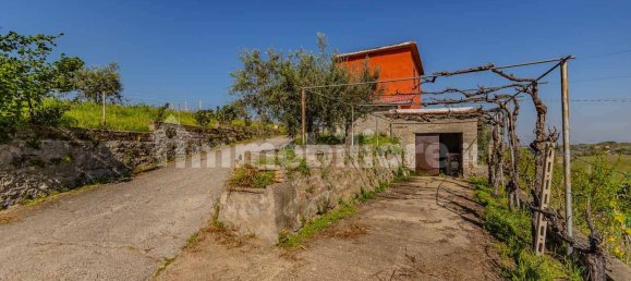 3 Schlafzimmer Haus in Frascati, Italy, Nr. 294678 9
