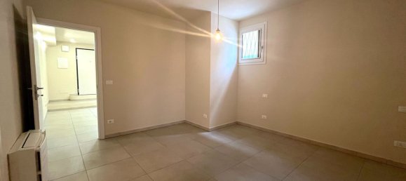 2 rooms Apartment in Bologna, Italy No. 202375 16