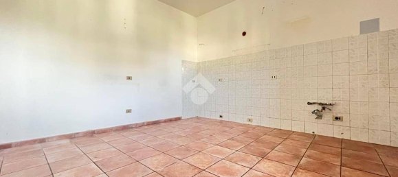 2 bedrooms Apartment in Castelleone, Italy No. 381530 11