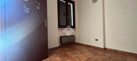 2 bedrooms Apartment in Castelleone, Italy No. 381530 7
