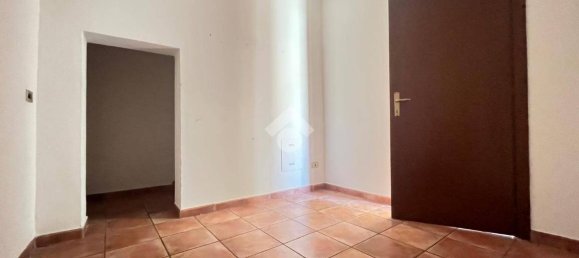 2 bedrooms Apartment in Castelleone, Italy No. 381530 4