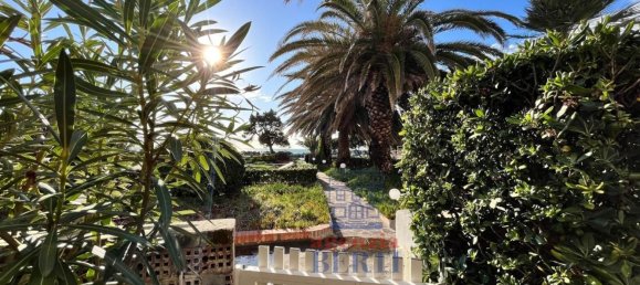 3 rooms Apartment in Livorno, Italy No. 146526 2