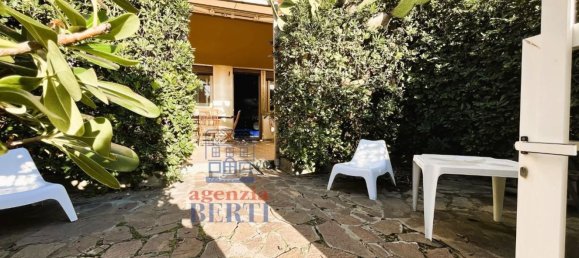 3 rooms Apartment in Livorno, Italy No. 146526 6