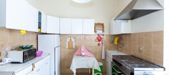 10غرفة بناية في Brescia, Italy رقم 238048 5