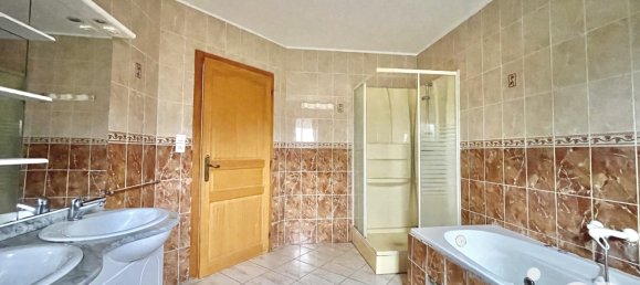 4 chambres Maison à Sarralbe, France No. 154008 10