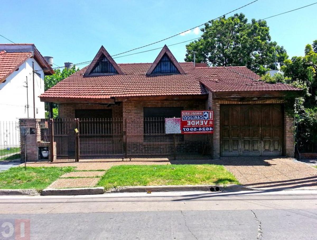 3 bedrooms House in Ituzaingo, Argentina No. 90686