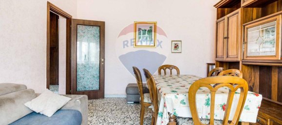 3 rooms House in Cairate, Italy No. 42246 17