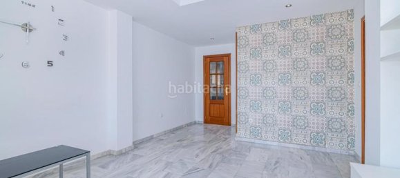 2 bedrooms Penthouse in Granada, Spain No. 170199 4