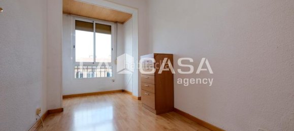 Apartamento T3 em Sant Andreu, Spain N.º 187645 3