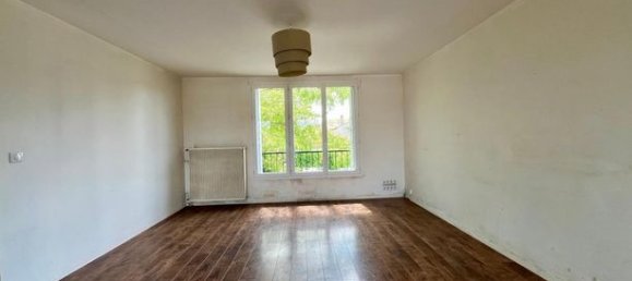 Дом с 4 спальнями в Saint-Maixent-l'Ecole, Франция № 314995 4