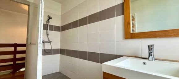 Дом с 4 спальнями в Saint-Maixent-l'Ecole, Франция № 314995 7