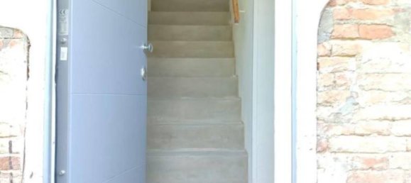 5 bedrooms House in Ravenna, Italy No. 381327 10