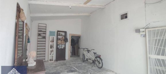 5 bedrooms House in Ravenna, Italy No. 381327 8