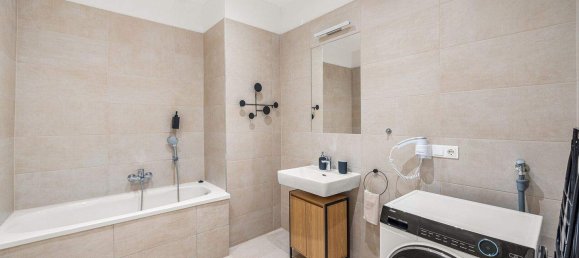 3 rooms Apartment in Rudolfsheim-Funfhaus, Austria No. 124825 5