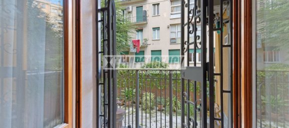 3 bedrooms Apartment in Milan, Italy No. 364191 7