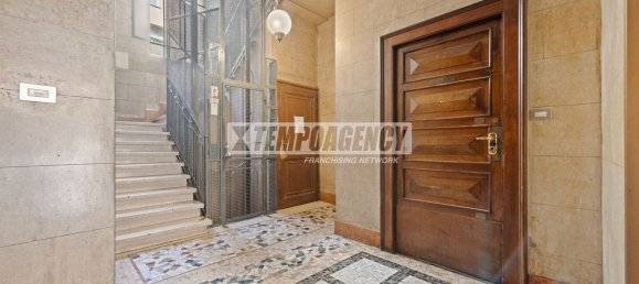 3 bedrooms Apartment in Milan, Italy No. 364191 17