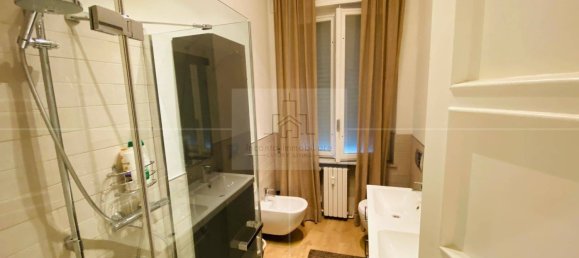 5 bedrooms Apartment in Parma, Italy No. 16733 12