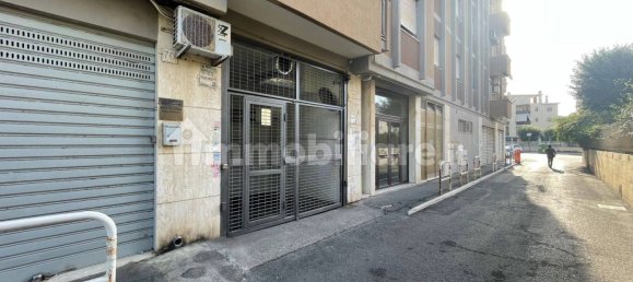 15m² Garage in Rome, Italy No. 375591 2