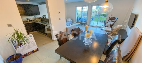 Moradia em banda T1 em Jumeirah Village Triangle, UAE N.º 27690 4