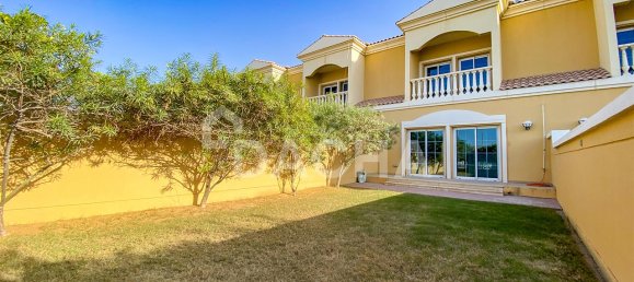 Moradia em banda T1 em Jumeirah Village Triangle, UAE N.º 27690 3