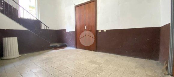 1 bedroom Apartment in Naples, Italy No. 31602 10