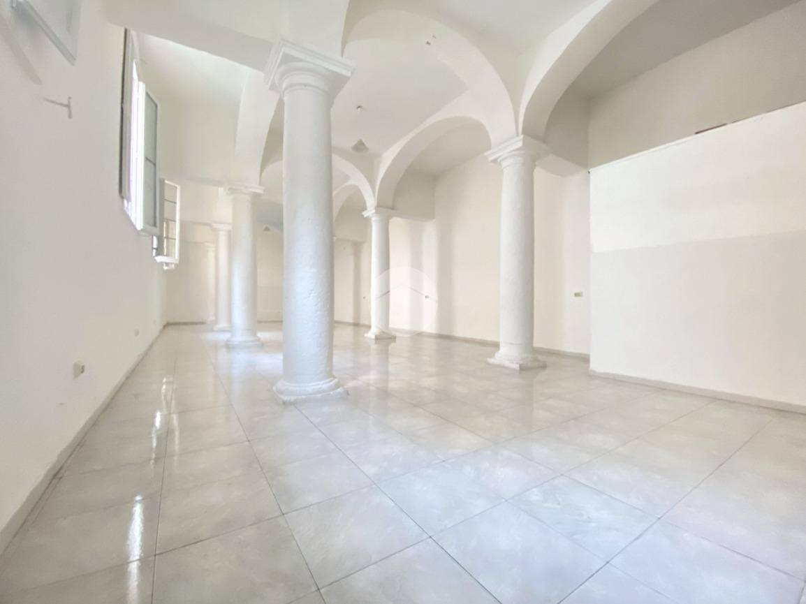 1 bedroom Apartment in Naples, Italy No. 31602
