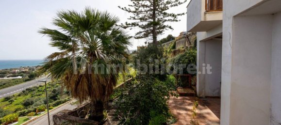 4 bedrooms Villa in Altavilla Milicia, Italy No. 302040 12