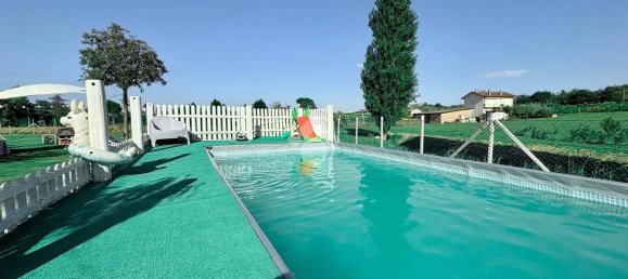4 bedrooms Villa in Rimini, Italy No. 375368 3