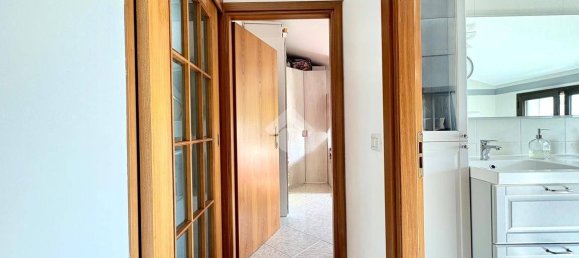 4 bedrooms Villa in Rimini, Italy No. 375368 21