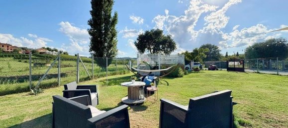 4 bedrooms Villa in Rimini, Italy No. 375368 2