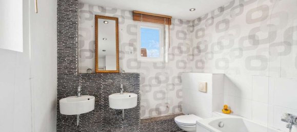 Adosado de 5 habitaciónes en Leverkusen, Germany No. 253517 8