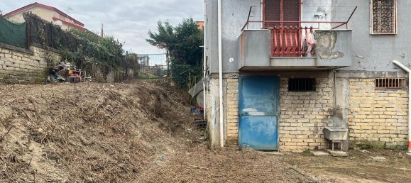 3 rooms Apartment in Pozzuoli, Italy No. 18010 21